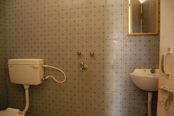 Maruti Guest House Váránasí Pokoj fotografie